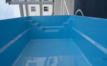 warum sind die wande in pools night im 90 winkel