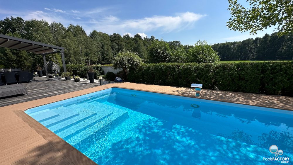ganzjaehriges-polyester-laminat-blaue-terrasse-gartenpool-haus-freizeit ganzjaehriges-polyester-laminat-blaue-terrasse-gartenpool-haus-freizeit